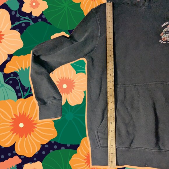 Last Call Co. "Not Your Cup of Tea" Skull Graphic Hoodie, approx. size unisex S - Picture 6 of 8